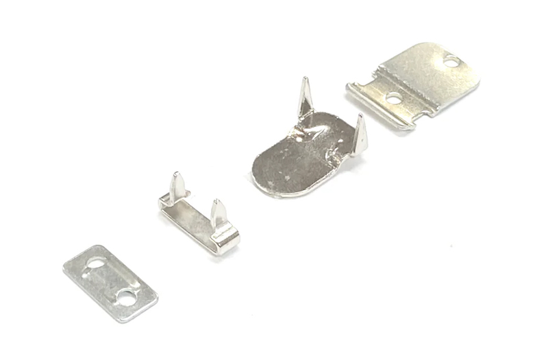 HEAVY-DUTY SKIRT & PANTS HOOK & BAR CLOSURES